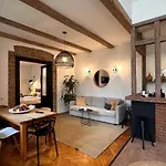 Villa Cozy Old Town Amazing In Historical